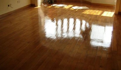 江東木地板打蠟服務(wù) 專業(yè)團隊打造持久光潔的地板之美